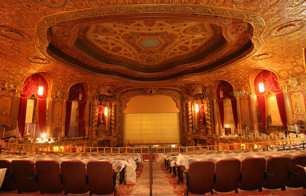 Kings Theater in Flatbush Set to Reopen, and Lift a Neighborhood