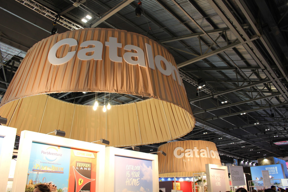 Catalonia_stand_at_London_World_Travel_Market_384931c72925bc18537ce40cb450d76d.jpg