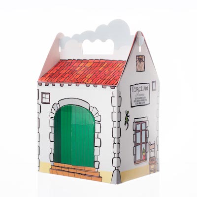 Masia Pack with 12 Torclum Flavoured Oils_Catalonia 2016_2 Masia Pack with 12 Torclum Flavoured Oils_Catalonia 2016_2